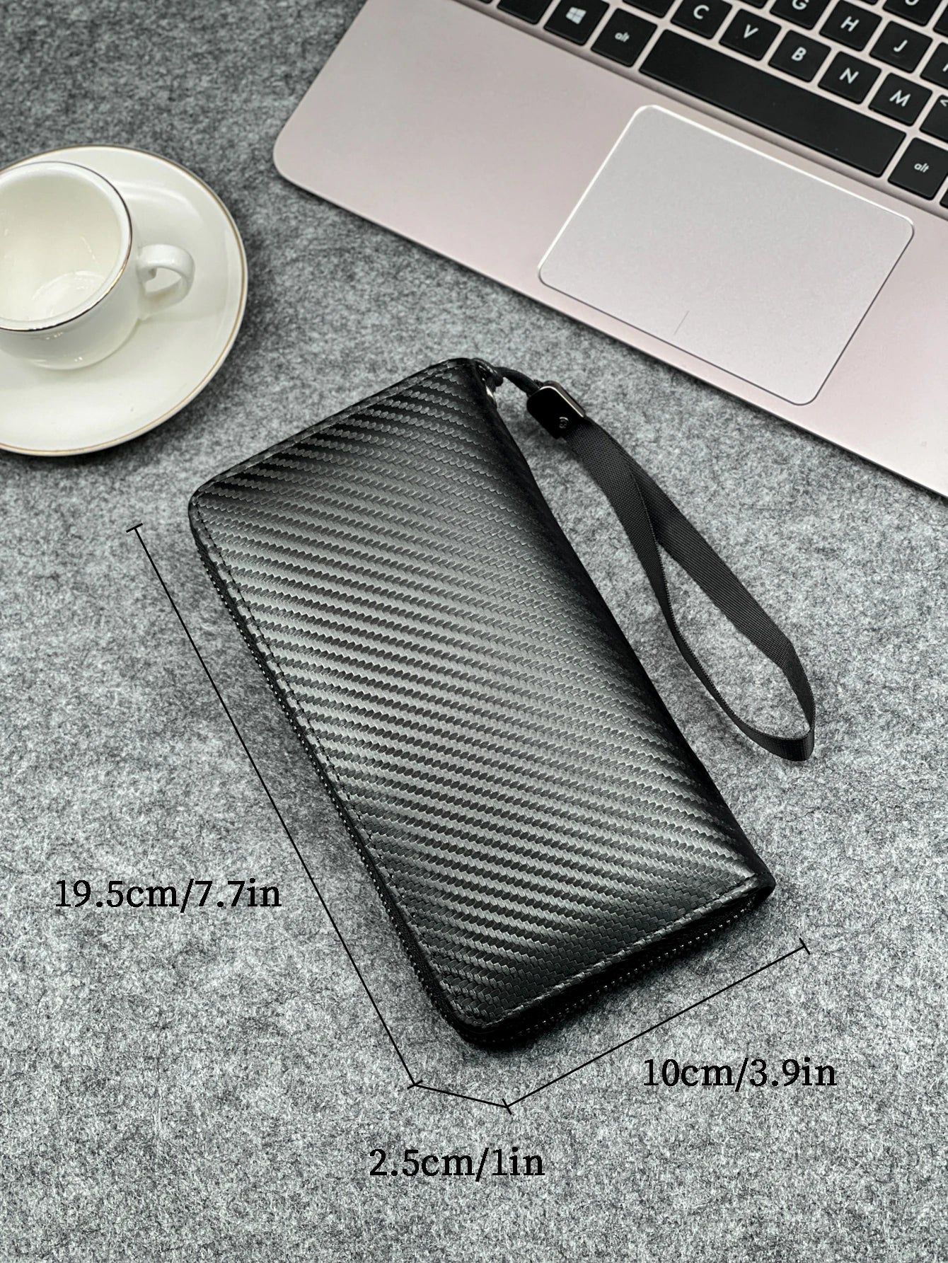 Pochette Longue Executive – Édition Carbon Clutch